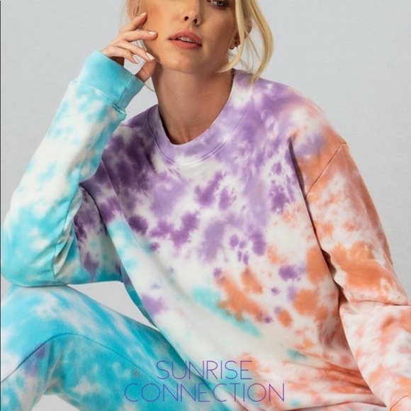 Tops - LAST 1🔥Fully Restocked🔥Tie Dye Crewneck